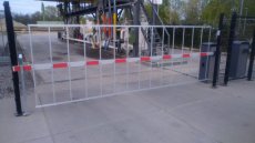 Barrier to 8 meters